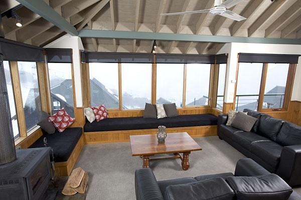 Eagles Nest Villa Mount Hotham Oda fotoğraf